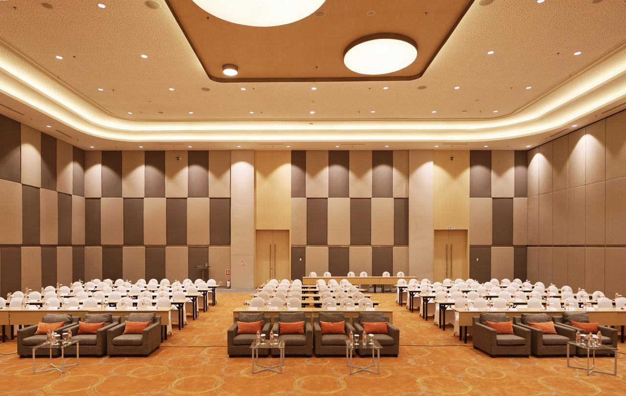 Harris Hotel&conventions Hotel Bekasi